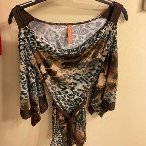 Stylish animal print top
